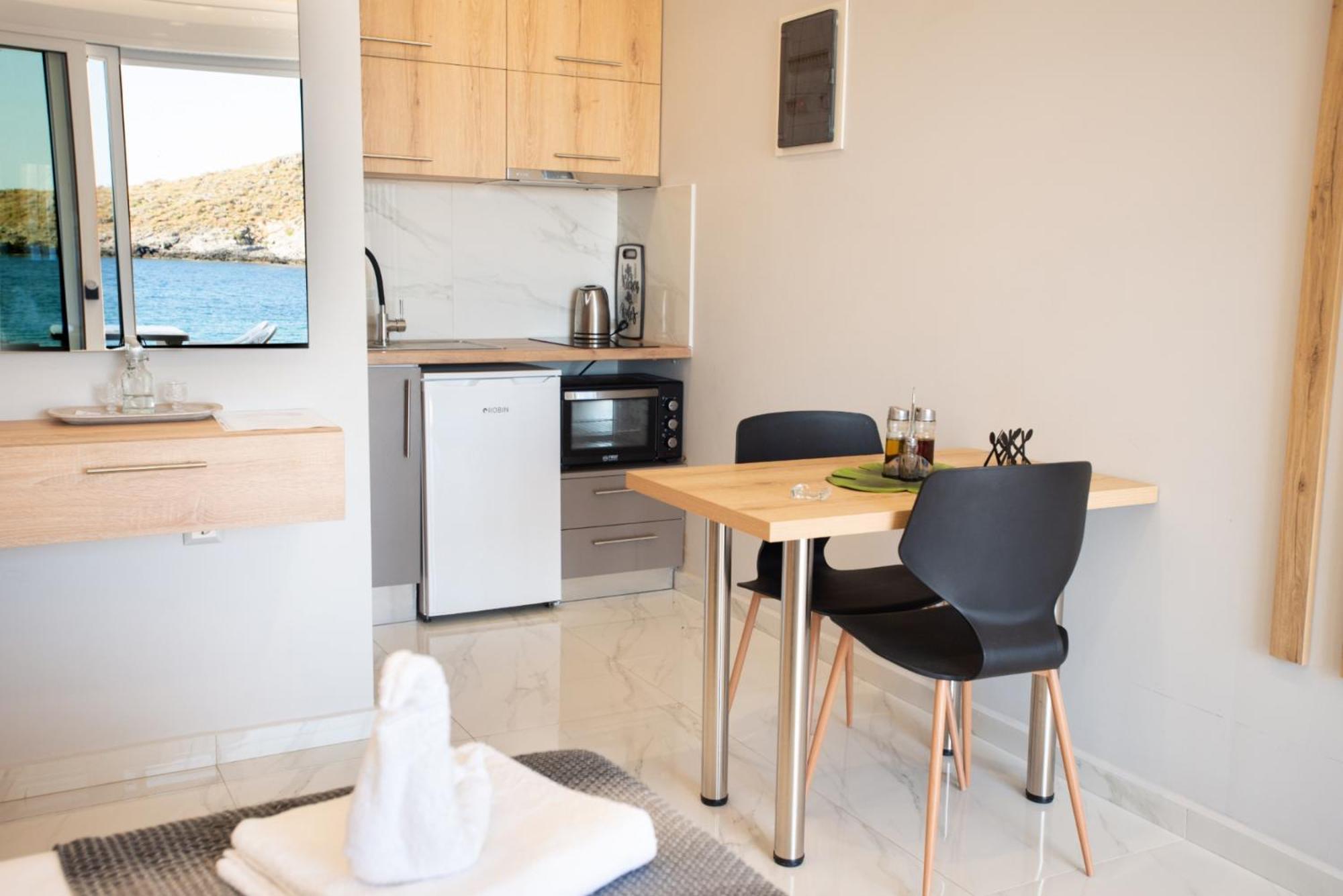 קאלי לימנס Beachfront Studio Kyma West ~ Crete'S Hidden Gem מראה חיצוני תמונה